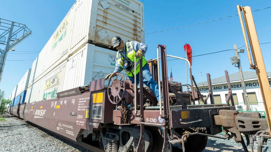 PEB provides wage increase guidance to railroads, unions